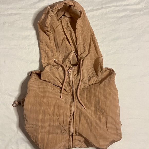 COPY - 🗂️ Tan lightweight windbreaker jacket with hood - Picture 6 of 6